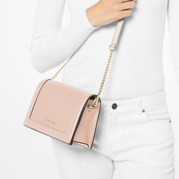 Michael Kors: Jet Set Saffiano Leather Crossbody Bag - GREAT Condition - Picture 4 of 8